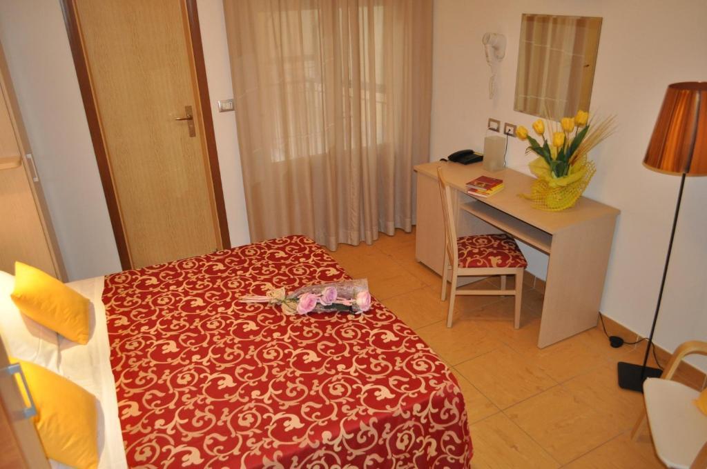 בלריה-איגאה מרינה Hotel Mimosa מראה חיצוני תמונה