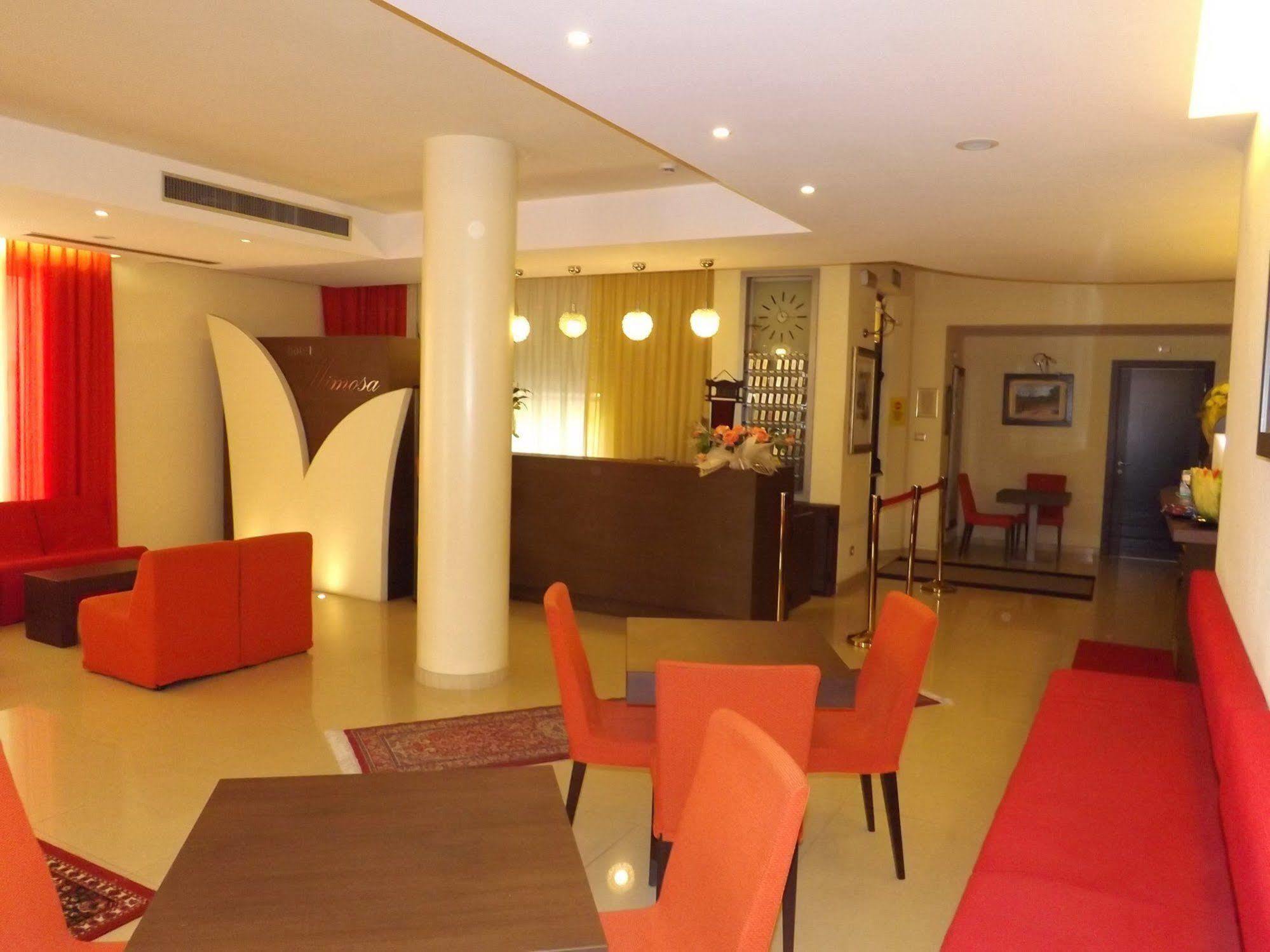 בלריה-איגאה מרינה Hotel Mimosa מראה חיצוני תמונה